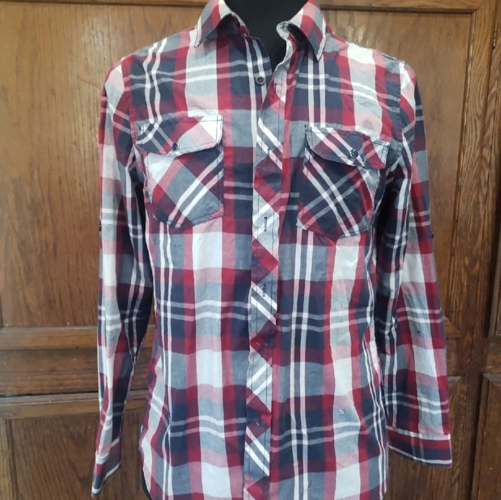Eighty eight platinum shirts size men medium